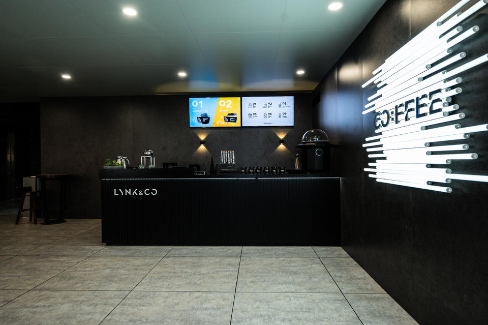 領(lǐng)克車展活動策劃以“都市游樂場”為主題設(shè)置的都市人打卡之地 - 第25張 - 會展活動策劃CCASY.COM 領(lǐng)克車展活動策劃以“都市游樂場”為主題設(shè)置的都市人打卡之地 - 第25張