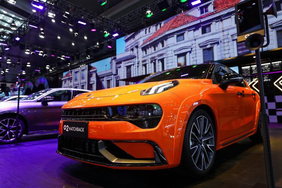 領(lǐng)克車展活動策劃以“都市游樂場”為主題設(shè)置的都市人打卡之地 - 第30張 - 會展活動策劃CCASY.COM 領(lǐng)克車展活動策劃以“都市游樂場”為主題設(shè)置的都市人打卡之地 - 第30張