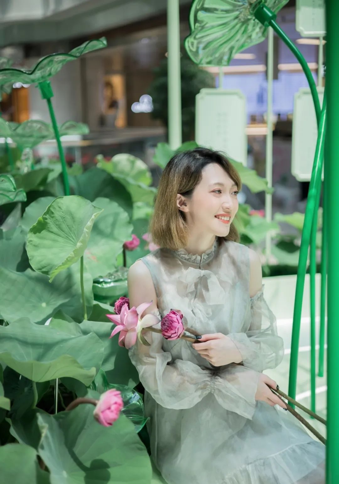 廣州天河城26周年全真荷花主題展覽活動(dòng)策劃打造了一片新奇的消暑之地 - 第13張 - 會(huì)展活動(dòng)策劃CCASY.COM 廣州天河城26周年全真荷花主題展覽活動(dòng)策劃打造了一片新奇的消暑之地 - 第13張