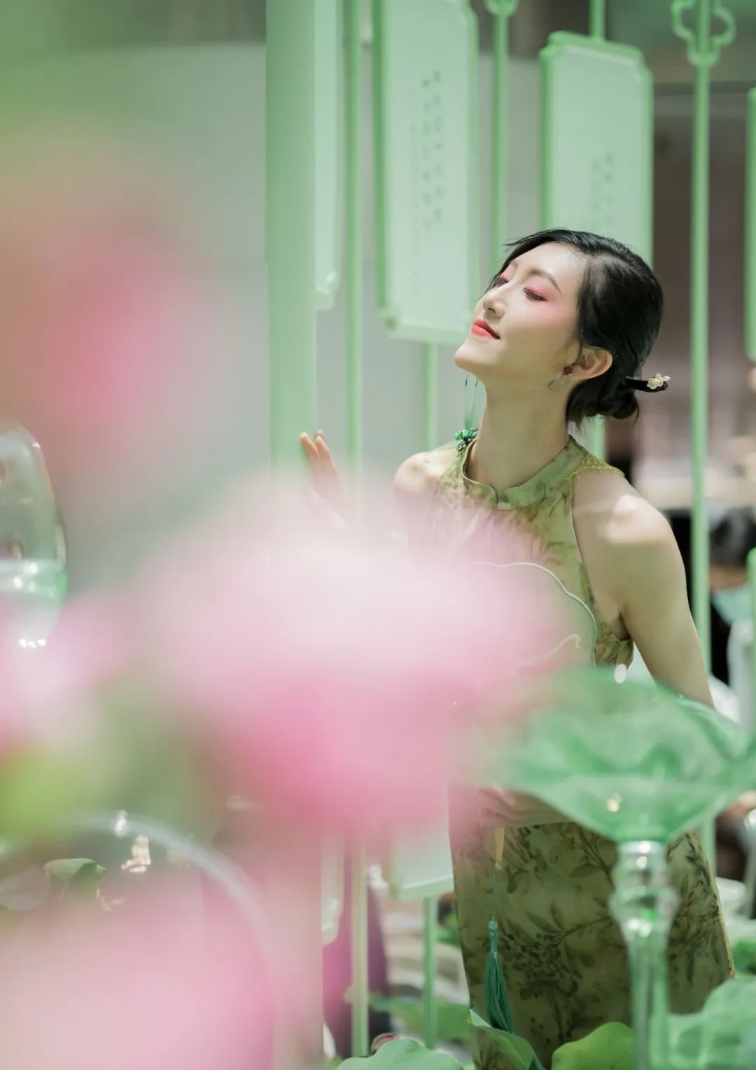 廣州天河城26周年全真荷花主題展覽活動(dòng)策劃打造了一片新奇的消暑之地 - 第9張 - 會(huì)展活動(dòng)策劃CCASY.COM 廣州天河城26周年全真荷花主題展覽活動(dòng)策劃打造了一片新奇的消暑之地 - 第9張