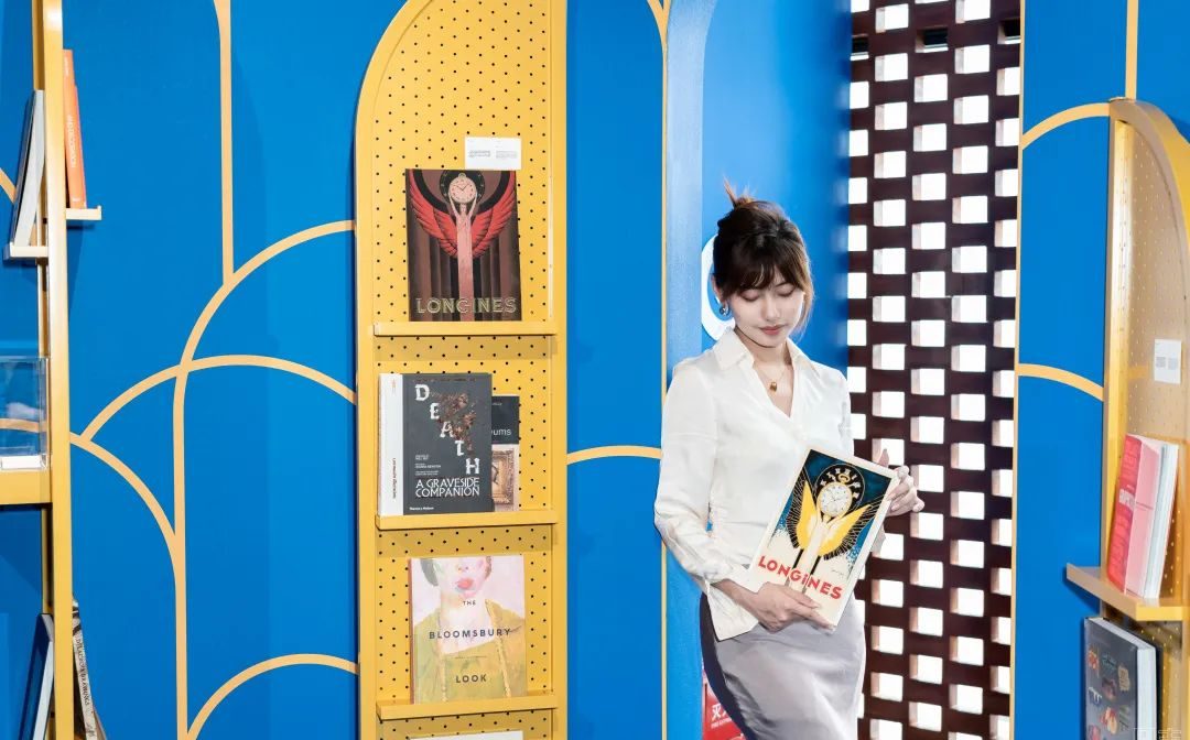 浪琴190限時(shí)店活動策劃用卓越工藝詮釋了優(yōu)雅的態(tài)度 - 第13張 - 會展活動策劃CCASY.COM 浪琴190限時(shí)店活動策劃用卓越工藝詮釋了優(yōu)雅的態(tài)度 - 第13張