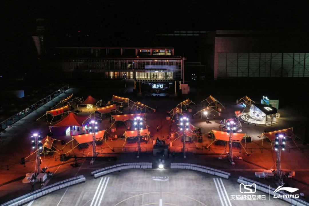 李寧2022逐夢行機場大秀活動策劃的后臺空間真的是兩架“李寧專機” - 第25張 - 會展活動策劃CCASY.COM 李寧2022逐夢行機場大秀活動策劃的后臺空間真的是兩架“李寧專機” - 第25張