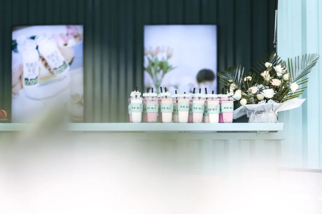 李寧2022逐夢行機場大秀活動策劃的后臺空間真的是兩架“李寧專機” - 第42張 - 會展活動策劃CCASY.COM 李寧2022逐夢行機場大秀活動策劃的后臺空間真的是兩架“李寧專機” - 第42張