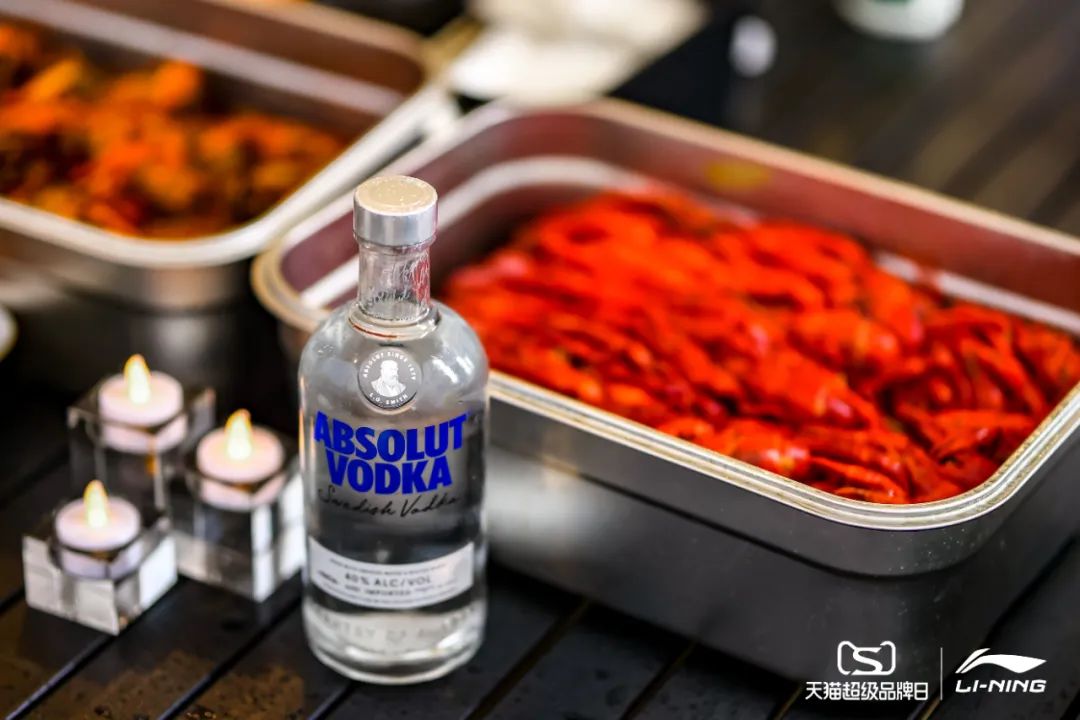 李寧2022逐夢行機場大秀活動策劃的后臺空間真的是兩架“李寧專機” - 第54張 - 會展活動策劃CCASY.COM 李寧2022逐夢行機場大秀活動策劃的后臺空間真的是兩架“李寧專機” - 第54張