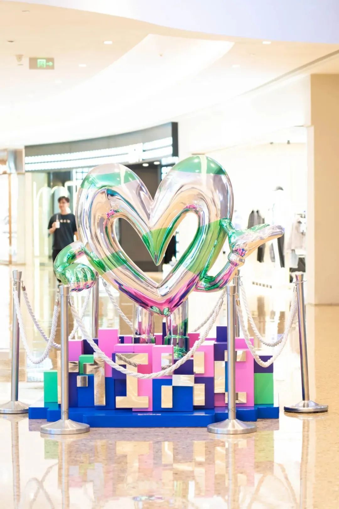 LIVE LIFE Colorfully色彩引力空間展覽活動策劃呈現(xiàn)出簡單而高級的美感 - 第18張 - 會展活動策劃CCASY.COM LIVE LIFE Colorfully色彩引力空間展覽活動策劃呈現(xiàn)出簡單而高級的美感 - 第18張