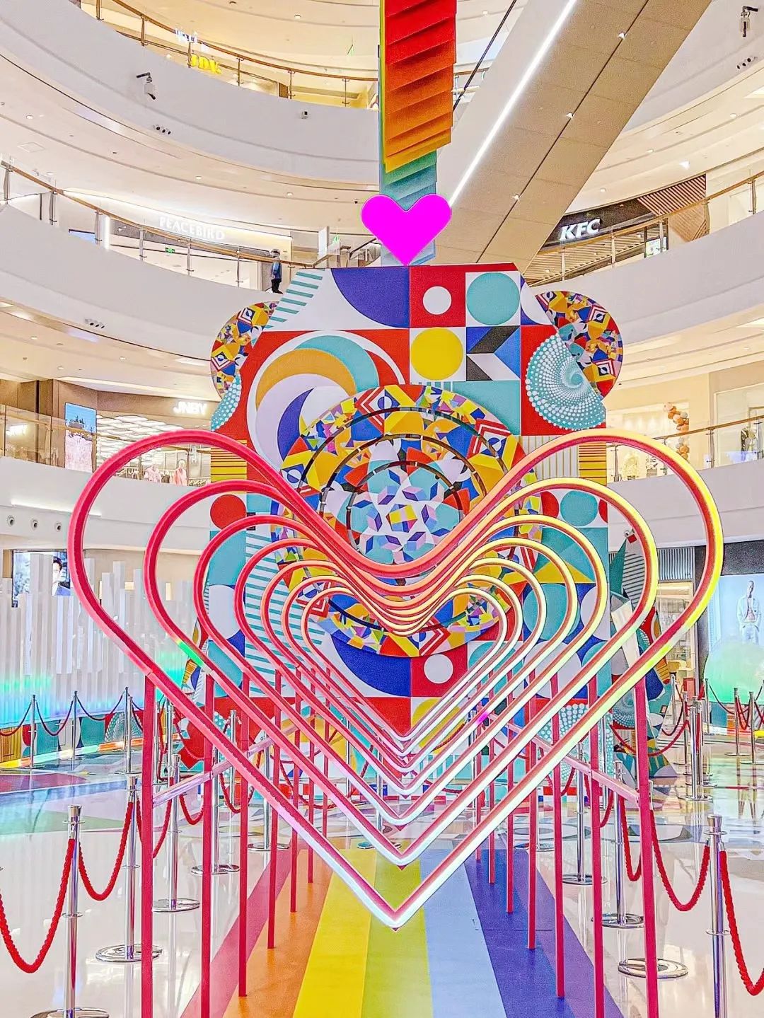 鏡無止境·色彩空間互動(dòng)展覽活動(dòng)策劃打造又一新城市藝術(shù)坐標(biāo) - 第27張 - 會(huì)展活動(dòng)策劃CCASY.COM 鏡無止境·色彩空間互動(dòng)展覽活動(dòng)策劃打造又一新城市藝術(shù)坐標(biāo) - 第27張