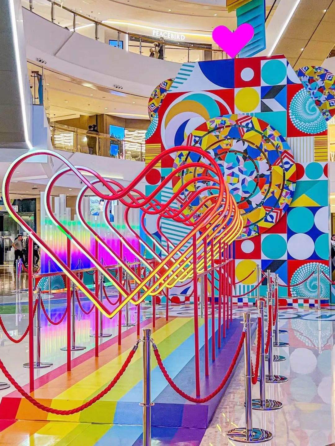 鏡無止境·色彩空間互動(dòng)展覽活動(dòng)策劃打造又一新城市藝術(shù)坐標(biāo) - 第29張 - 會(huì)展活動(dòng)策劃CCASY.COM 鏡無止境·色彩空間互動(dòng)展覽活動(dòng)策劃打造又一新城市藝術(shù)坐標(biāo) - 第29張