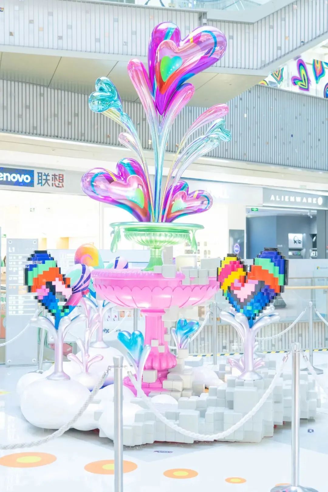 LIVE LIFE Colorfully色彩引力空間展覽活動策劃呈現(xiàn)出簡單而高級的美感 - 第3張 - 會展活動策劃CCASY.COM LIVE LIFE Colorfully色彩引力空間展覽活動策劃呈現(xiàn)出簡單而高級的美感 - 第3張