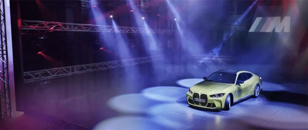 寶馬M小鎮(zhèn)活動策劃延續(xù)了寶馬M的設(shè)計語言 - 第3張 - 會展活動策劃CCASY.COM 寶馬M小鎮(zhèn)活動策劃延續(xù)了寶馬M的設(shè)計語言 - 第3張
