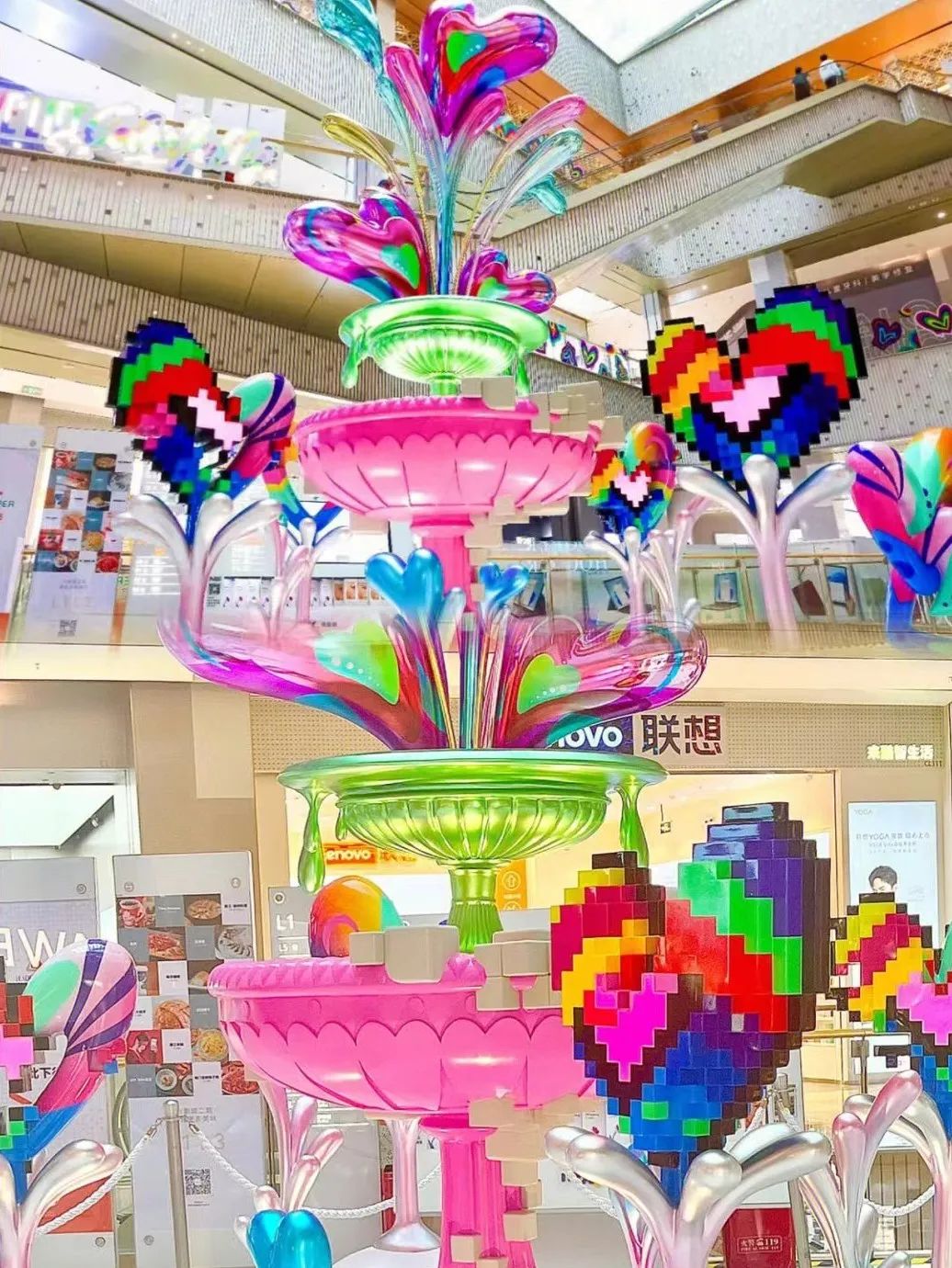 LIVE LIFE Colorfully色彩引力空間展覽活動策劃呈現(xiàn)出簡單而高級的美感 - 第9張 - 會展活動策劃CCASY.COM LIVE LIFE Colorfully色彩引力空間展覽活動策劃呈現(xiàn)出簡單而高級的美感 - 第9張