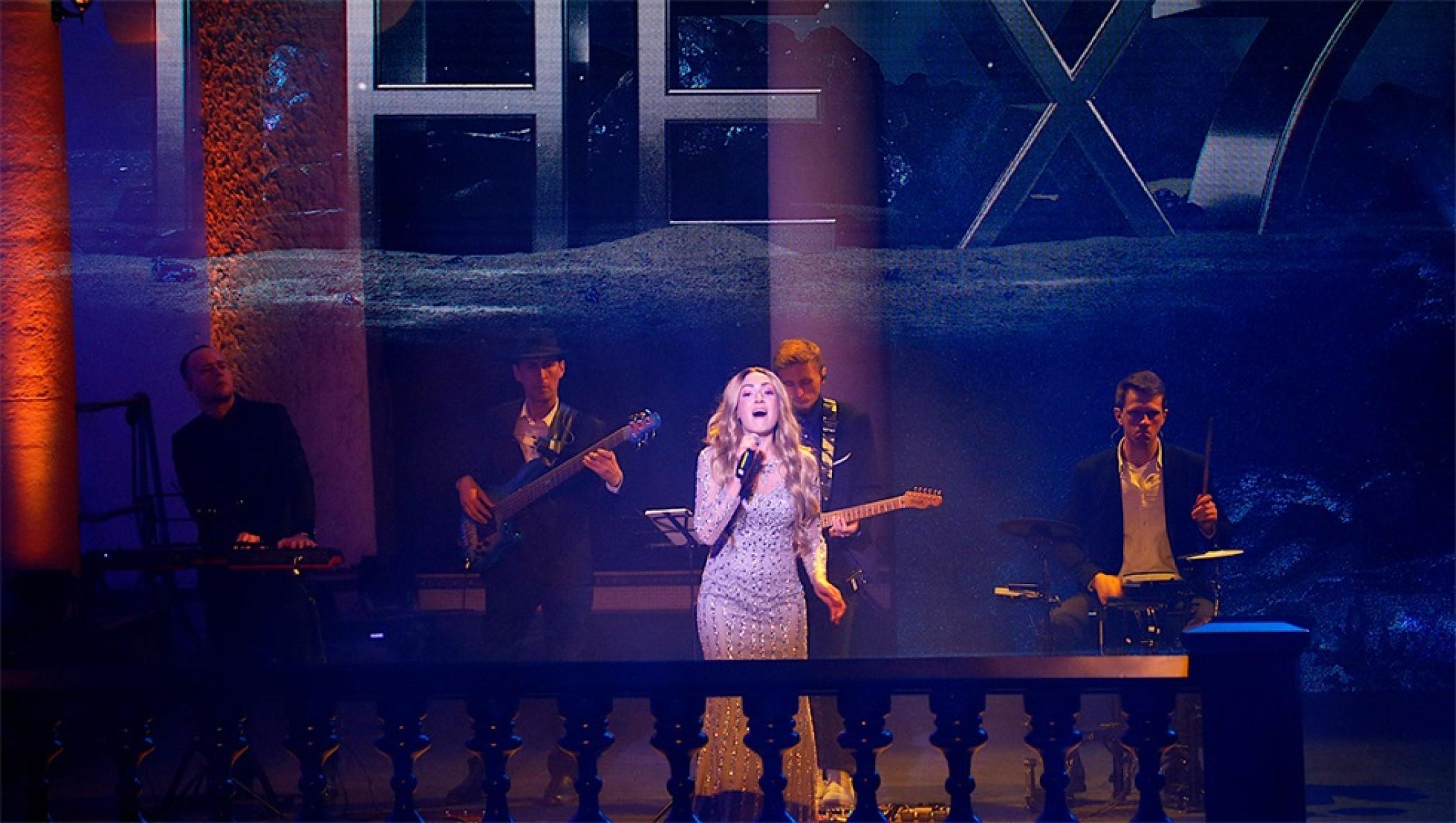 寶馬X7中國首發(fā)派對活動策劃引入了花樣游泳隊的“水上表演” - 第28張 - 會展活動策劃CCASY.COM 寶馬X7中國首發(fā)派對活動策劃引入了花樣游泳隊的“水上表演” - 第28張