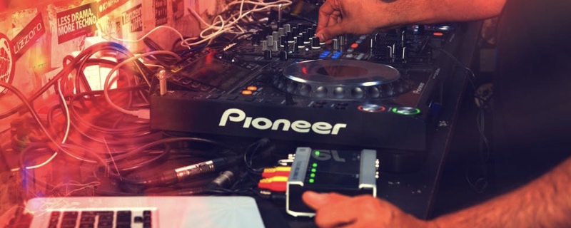 區(qū)分企業(yè)宣傳片好壞的要點(diǎn) - 第1張 - 會展活動策劃CCASY.COM 區(qū)分企業(yè)宣傳片好壞的要點(diǎn) - 第1張