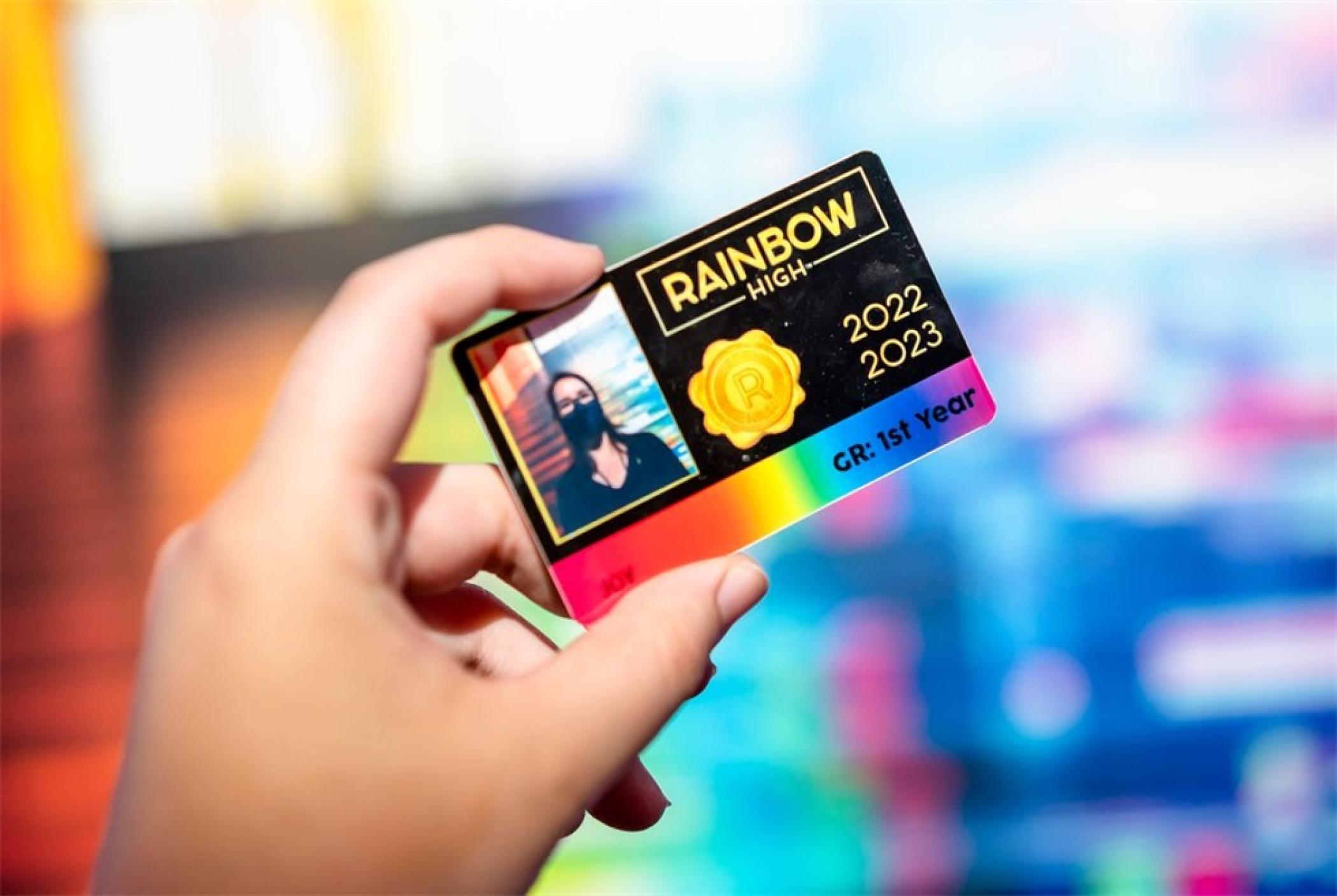 潮玩“彩虹高中”體驗式發(fā)布會活動策劃使用大膽的色彩和有趣的燈光 - 第31張 - 會展活動策劃CCASY.COM 潮玩“彩虹高中”體驗式發(fā)布會活動策劃使用大膽的色彩和有趣的燈光 - 第31張