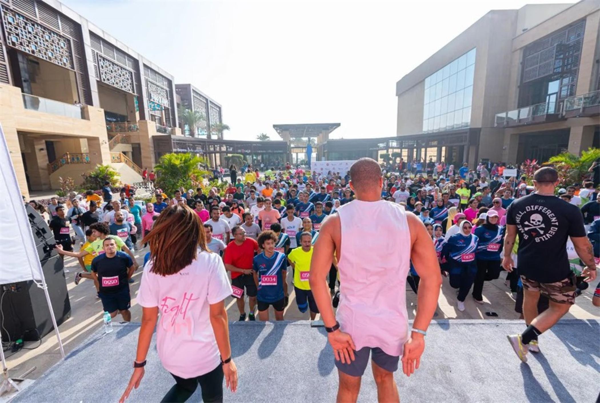 埃及購(gòu)物中心“粉紅跑”公益活動(dòng)策劃旨在贊美與乳腺癌戰(zhàn)斗的女性力量 - 第1張 - 會(huì)展活動(dòng)策劃CCASY.COM 埃及購(gòu)物中心“粉紅跑”公益活動(dòng)策劃旨在贊美與乳腺癌戰(zhàn)斗的女性力量 - 第1張