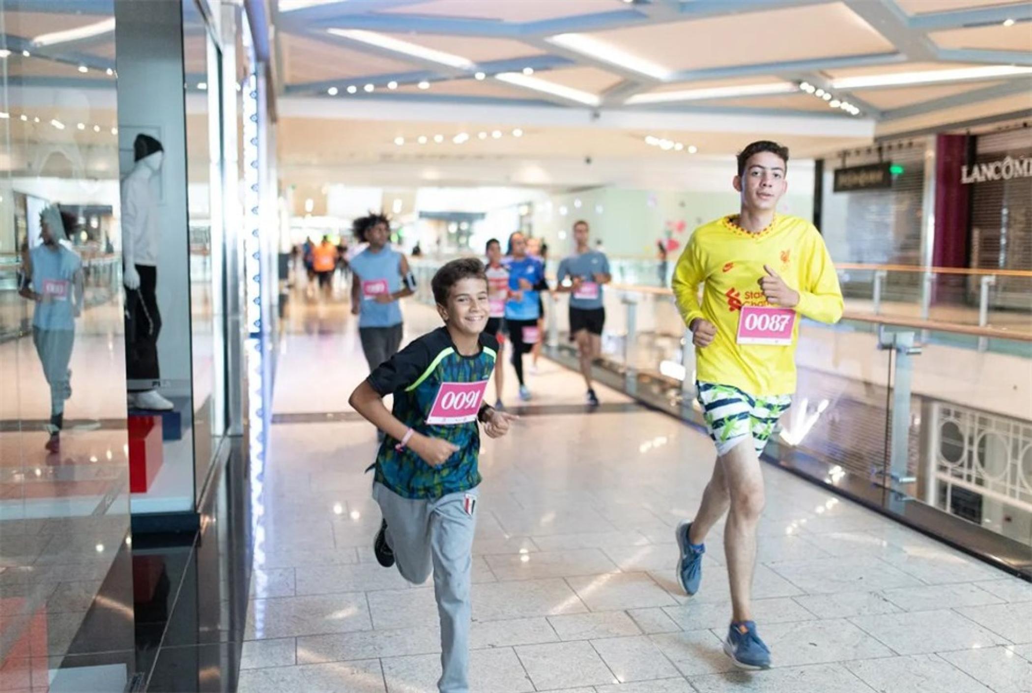 埃及購(gòu)物中心“粉紅跑”公益活動(dòng)策劃旨在贊美與乳腺癌戰(zhàn)斗的女性力量 - 第8張 - 會(huì)展活動(dòng)策劃CCASY.COM 埃及購(gòu)物中心“粉紅跑”公益活動(dòng)策劃旨在贊美與乳腺癌戰(zhàn)斗的女性力量 - 第8張