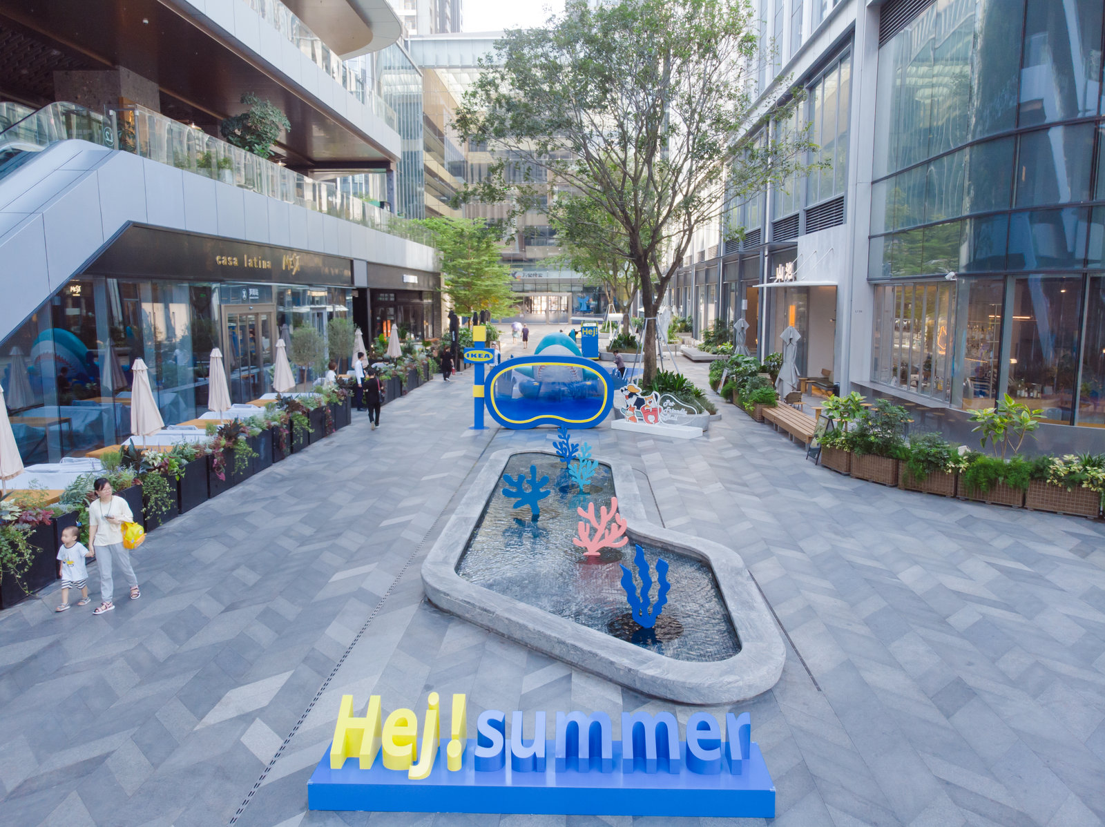 跟鯊鯊一起潛入LOOK Ah! | 夏日街區(qū)派對活動策劃吧 - 第18張 - 會展活動策劃CCASY.COM 跟鯊鯊一起潛入LOOK Ah! | 夏日街區(qū)派對活動策劃吧 - 第18張