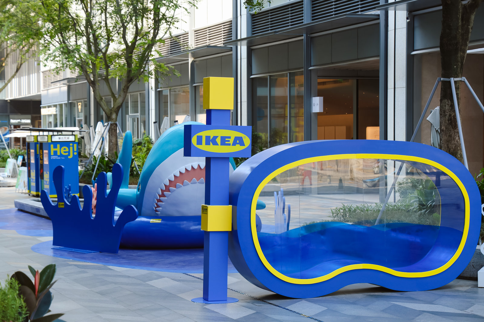 跟鯊鯊一起潛入LOOK Ah! | 夏日街區(qū)派對活動策劃吧 - 第19張 - 會展活動策劃CCASY.COM 跟鯊鯊一起潛入LOOK Ah! | 夏日街區(qū)派對活動策劃吧 - 第19張