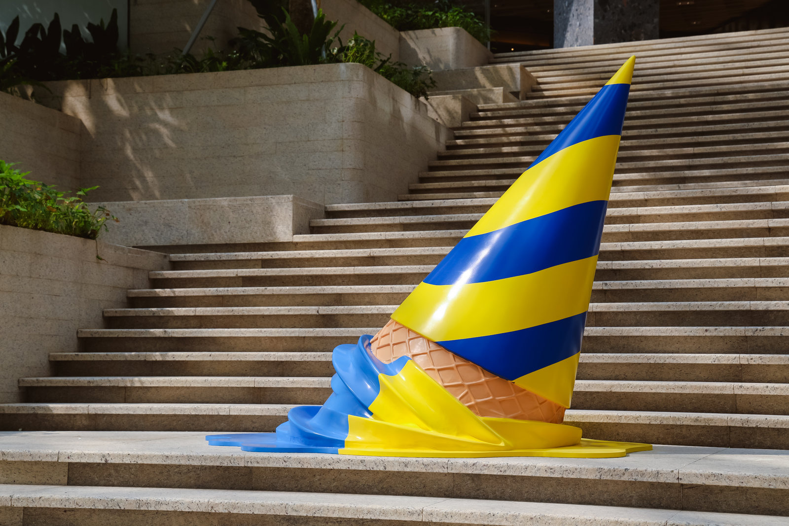 跟鯊鯊一起潛入LOOK Ah! | 夏日街區(qū)派對活動策劃吧 - 第22張 - 會展活動策劃CCASY.COM 跟鯊鯊一起潛入LOOK Ah! | 夏日街區(qū)派對活動策劃吧 - 第22張