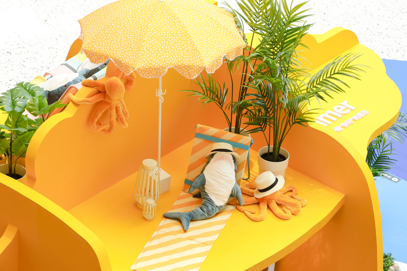 跟鯊鯊一起潛入LOOK Ah! | 夏日街區(qū)派對活動策劃吧 - 第41張 - 會展活動策劃CCASY.COM 跟鯊鯊一起潛入LOOK Ah! | 夏日街區(qū)派對活動策劃吧 - 第41張