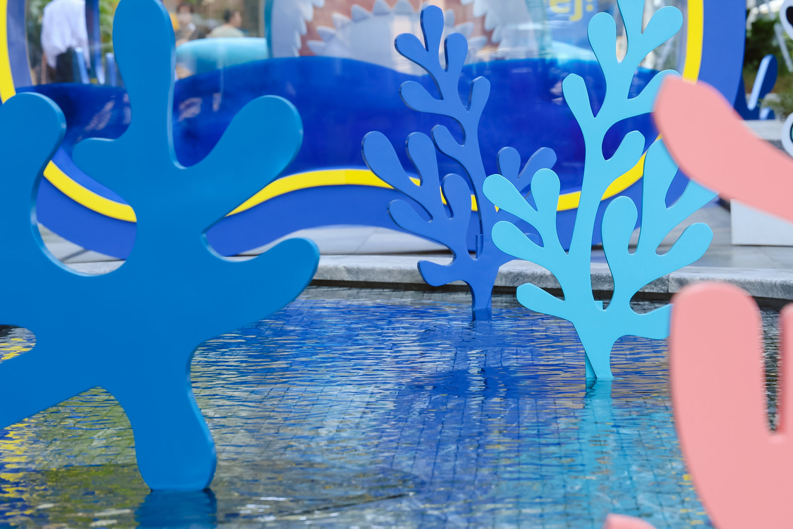 跟鯊鯊一起潛入LOOK Ah! | 夏日街區(qū)派對活動策劃吧 - 第7張 - 會展活動策劃CCASY.COM 跟鯊鯊一起潛入LOOK Ah! | 夏日街區(qū)派對活動策劃吧 - 第7張