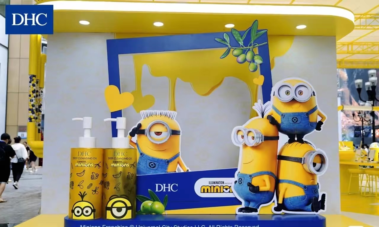 DHC×小黃人橄欖萌趣卸妝工廠快閃活動(dòng)策劃成功收割網(wǎng)紅地標(biāo)流量 - 第8張 - 會(huì)展活動(dòng)策劃CCASY.COM DHC×小黃人橄欖萌趣卸妝工廠快閃活動(dòng)策劃成功收割網(wǎng)紅地標(biāo)流量 - 第8張