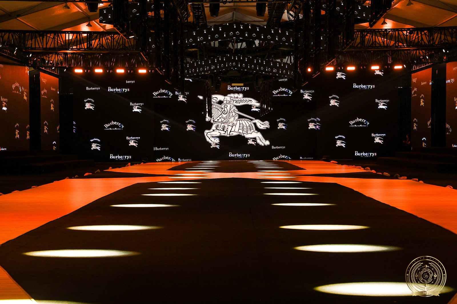 GZ國際高奢秀活動策劃打造了一場流動的視覺盛宴 - 第25張 - 會展活動策劃CCASY.COM GZ國際高奢秀活動策劃打造了一場流動的視覺盛宴 - 第25張