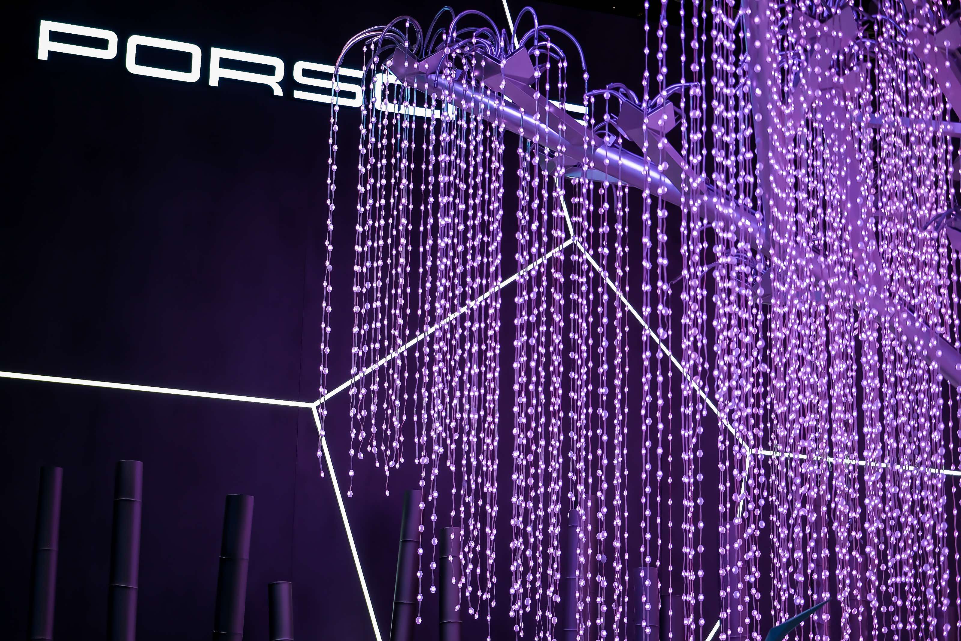 保時捷展臺在2024北京車展活動策劃中真是太耀眼的存在了 - 第10張 - 會展活動策劃CCASY.COM 保時捷展臺在2024北京車展活動策劃中真是太耀眼的存在了 - 第10張