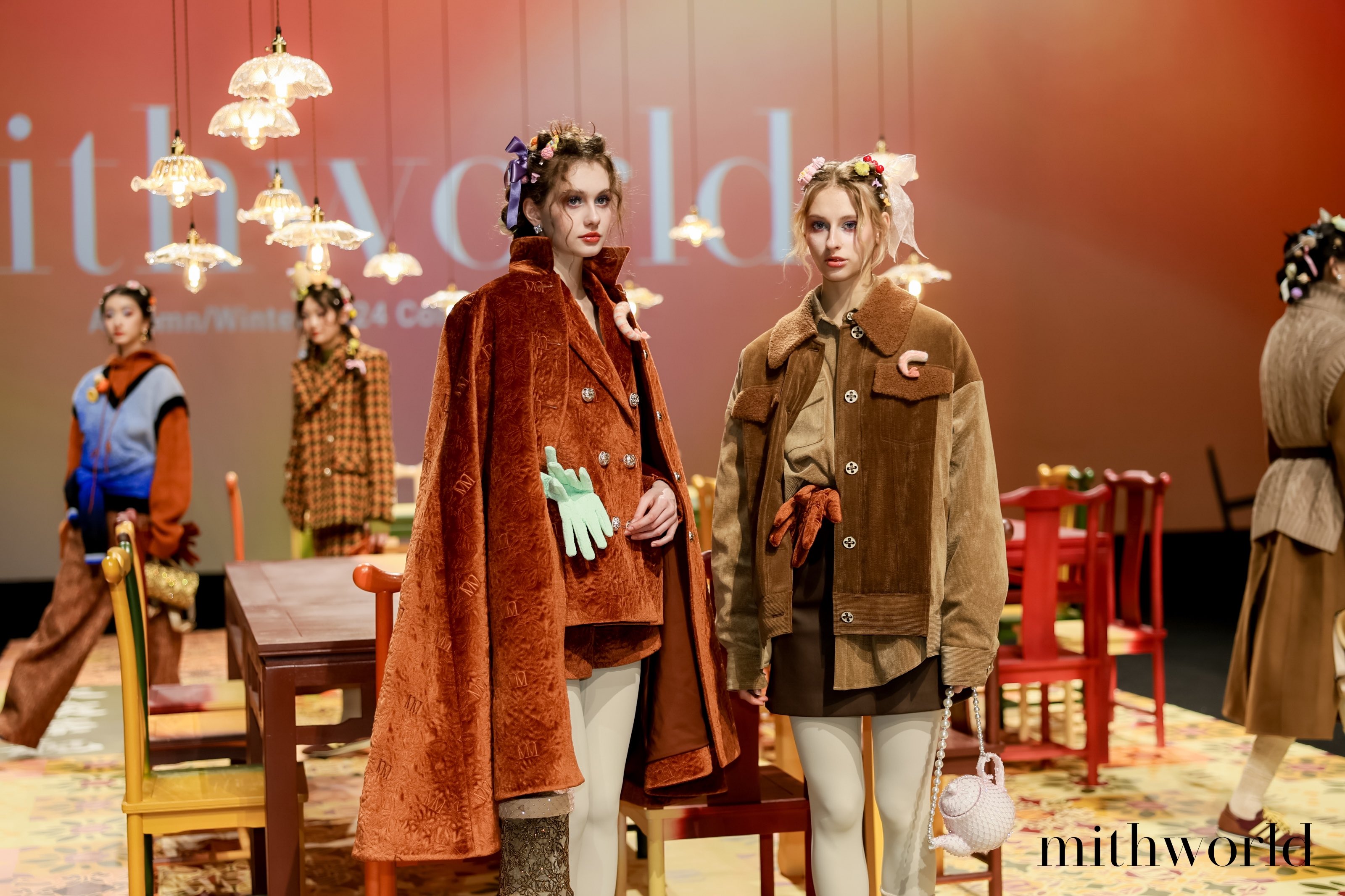 上海時裝周閉幕秀活動策劃mithworld將精巧點心造型融入時裝剪裁 - 第30張 - 會展活動策劃CCASY.COM 上海時裝周閉幕秀活動策劃mithworld將精巧點心造型融入時裝剪裁 - 第30張