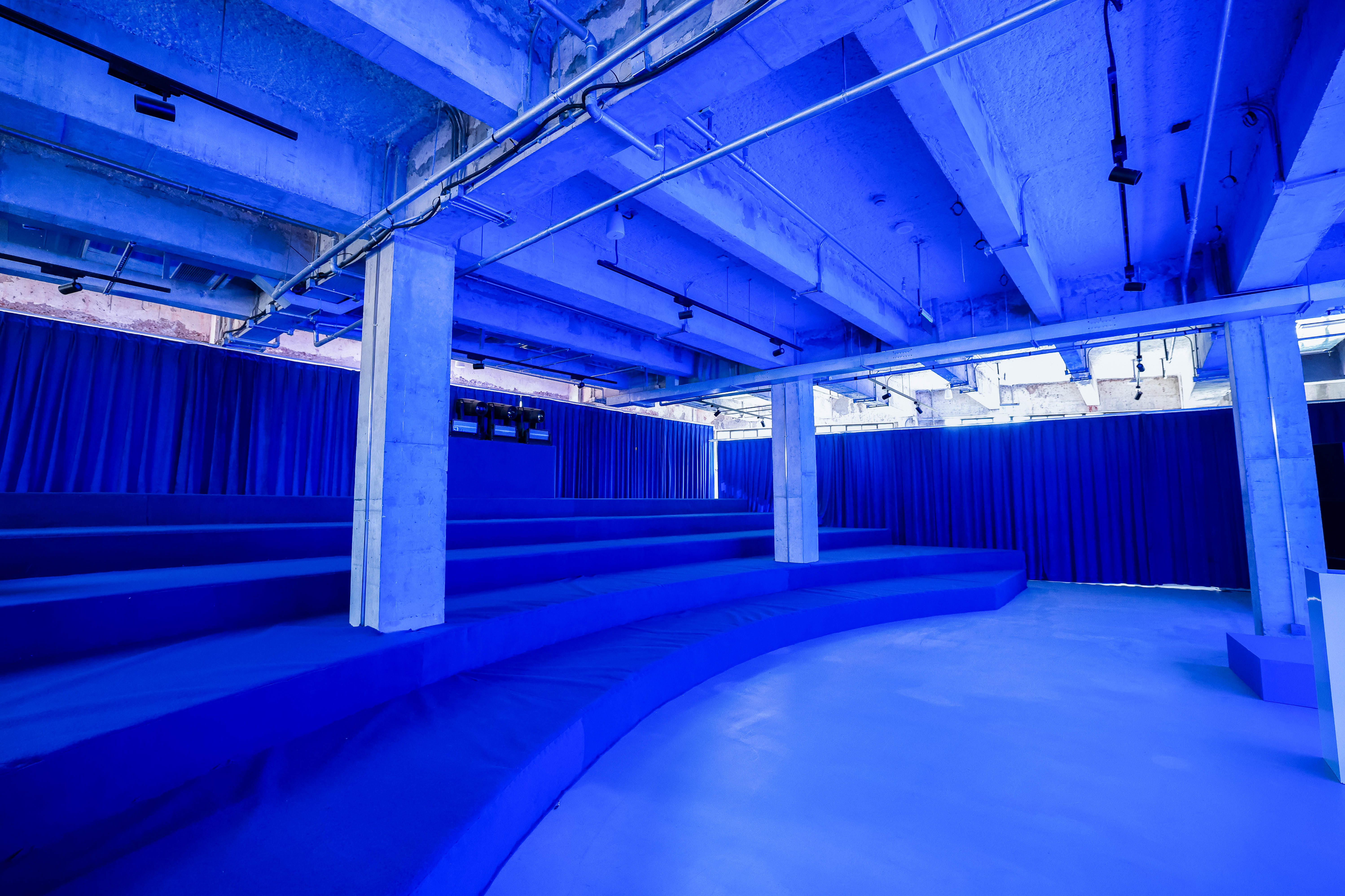 設(shè)計(jì)鞋履品牌CHOCO CONCERT辦了一場(chǎng)劇場(chǎng)探索式活動(dòng)策劃 - 第8張 - 會(huì)展活動(dòng)策劃CCASY.COM 設(shè)計(jì)鞋履品牌CHOCO CONCERT辦了一場(chǎng)劇場(chǎng)探索式活動(dòng)策劃 - 第8張