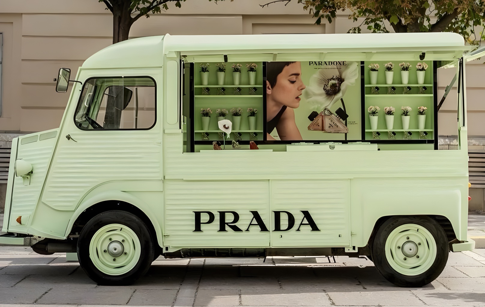 Prada紐約時裝周限時快閃活動策劃充滿了香水氣泡 - 第8張 - 會展活動策劃CCASY.COM Prada紐約時裝周限時快閃活動策劃充滿了香水氣泡 - 第8張