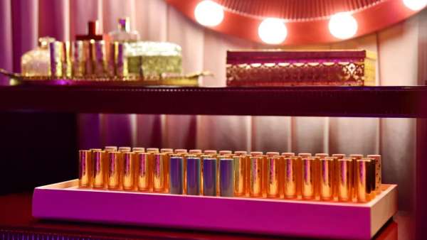 在80多年歷史的歌舞廳舉行派對策劃，其復古華貴跟品牌的產(chǎn)品屬性好契合