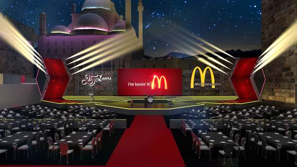 麥當(dāng)勞的25周年慶典演出活動(dòng)真的是耗巨資打造出來(lái)的，身份的象征傳遞得很到位