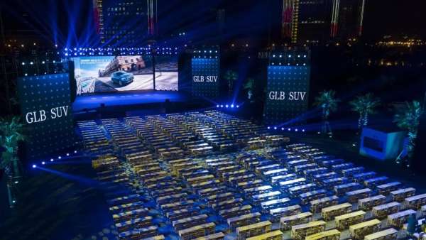 全校師生請(qǐng)注意，一場(chǎng)精心策劃的千人發(fā)布會(huì)將以情景劇形式展開了