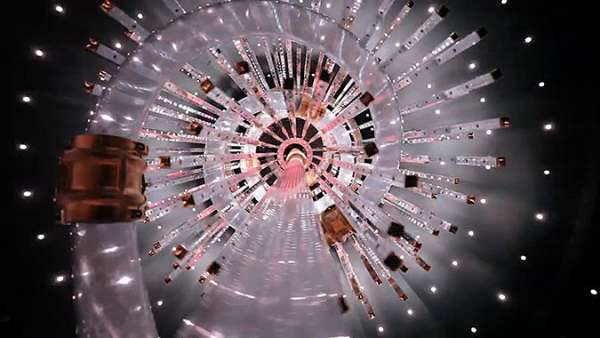 圣誕美陳變成了許愿森林，仿佛逃進(jìn)了一片神奇的林地