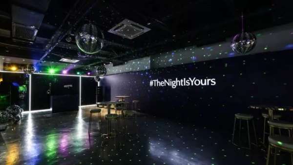 The Night Is Yours主題展覽活動(dòng)探訪深秋魔都，刷新打卡新裝置