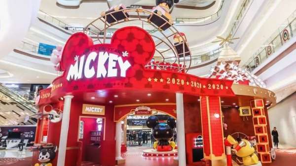 米奇坐坐策劃了3M巨型童話(huà)城堡快閃店活動(dòng)，和家族全明星亮相