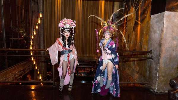 資生堂把派對活動場地安排在了地下，整場活動也顯得熠熠生輝