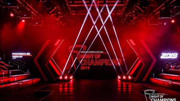 卡雷拉杯收官晚會活動現(xiàn)場驚現(xiàn)一隊(duì)暴風(fēng)兵，共同見證榮耀加冕