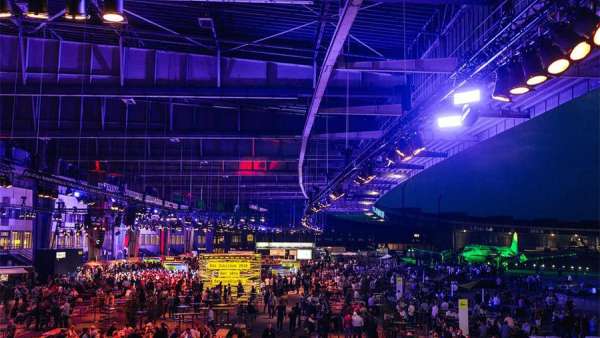 為期三天的服務(wù)峰會(huì)活動(dòng)展覽匯集了互動(dòng)、學(xué)習(xí)、對(duì)話和娛樂的全面體驗(yàn)