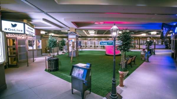 推特在會(huì)展活動(dòng)現(xiàn)場(chǎng)搭建的社區(qū)生態(tài)系統(tǒng)對(duì)日?；顒?dòng)影響深刻