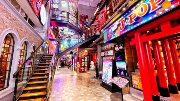 國潮風(fēng)街區(qū)展覽活動首次換新，新版視覺打卡效果更佳｜國潮范這么閃