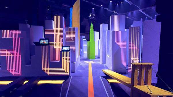 微軟的新品發(fā)布會活動成功地將品牌與產(chǎn)品毫無違和感地融入到體驗活動