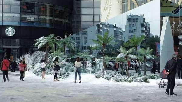 快閃店活動策劃暖了一生的陪伴，用一場22度的雪體驗(yàn)了白頭到老