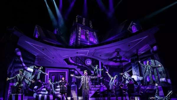 舞臺美學如何挑戰(zhàn)熒幕經典，看看這場舞臺劇演出活動便知曉