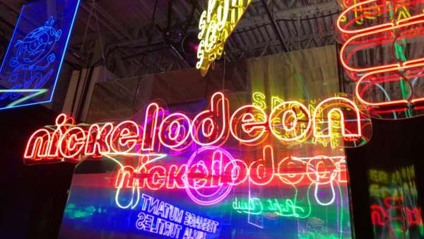 綜藝節(jié)目推廣活動(dòng)策劃了一場(chǎng)讓粉絲回到童年體驗(yàn)快樂(lè)的快閃店活動(dòng)