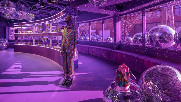 服飾快閃店活動(dòng)策劃怎樣更迷人，復(fù)古氣質(zhì)與現(xiàn)代氣息哪個(gè)更吸引你