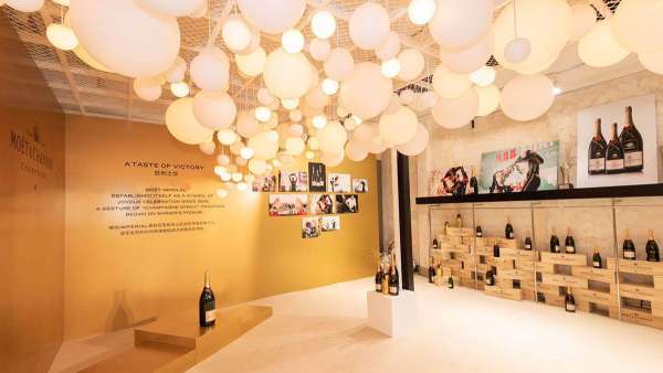 快閃店活動攜手酷炫派對，帶你見證真正的高光時刻