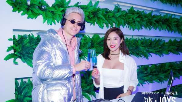 冰窖酒吧形的快閃店活動太夠創(chuàng)新了，新一代潮趴實(shí)力開SHOW