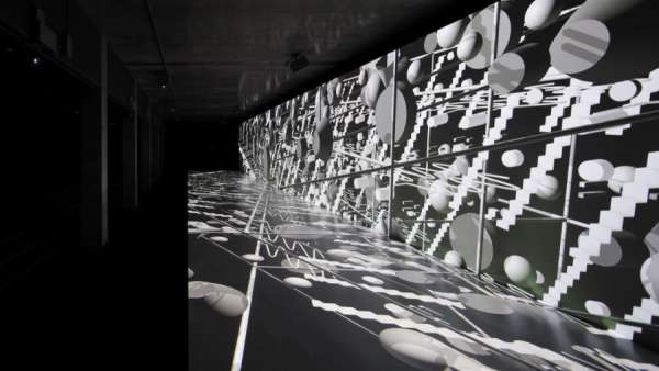 聲音建筑藝術(shù)展覽活動(dòng)的藝術(shù)含量更高，讓沉浸式的體驗(yàn)更加完整