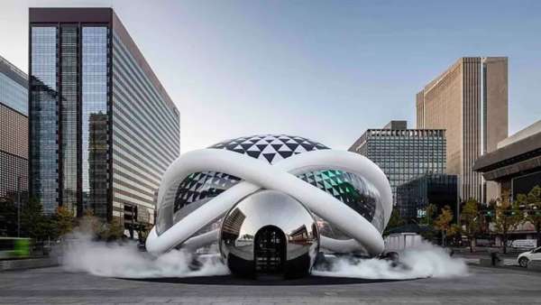 韓國(guó)電影100周年的這個(gè)主題展覽活動(dòng)的設(shè)計(jì)太有未來感了